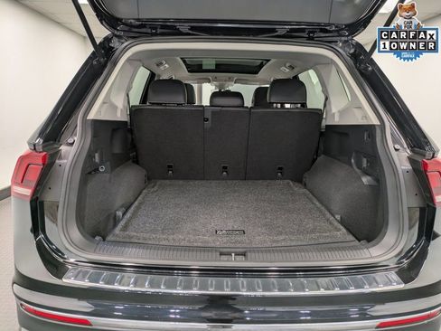 Used 2022 Volkswagen Tiguan SE AWD/4WD image 25