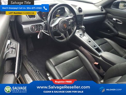 Used 2017 Porsche 718 Boxster RWD image 11