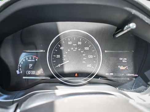 Used 2019 Honda HR-V EX image 10