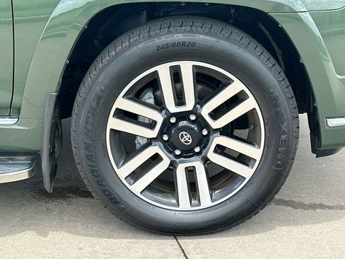 Used 2022 Toyota 4Runner Limited image 10