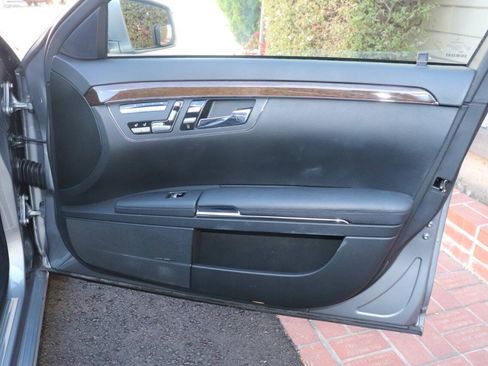 Used 2012 Mercedes-Benz S 350 BlueTEC 4MATIC image 37
