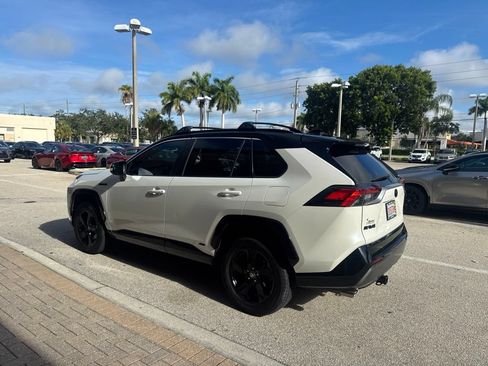 Used 2021 Toyota RAV4 XSE w/ XSE Grade Weather Package AWD/4WD image 9