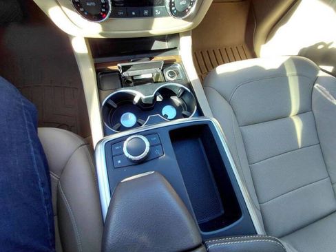 Used 2015 Mercedes-Benz ML 350 2WD w/ Premium 1 Package image 21