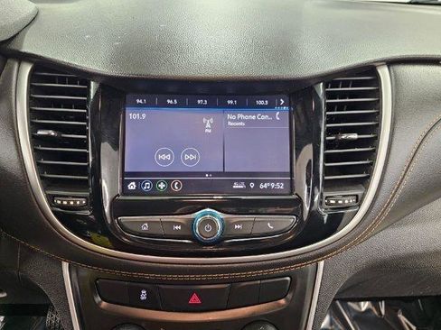 Used 2020 Chevrolet Trax LS w/ Tint and Cruise Package AWD/4WD image 20