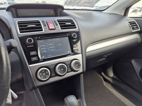 Used 2016 Subaru Crosstrek 2.0i Premium AWD/4WD image 11