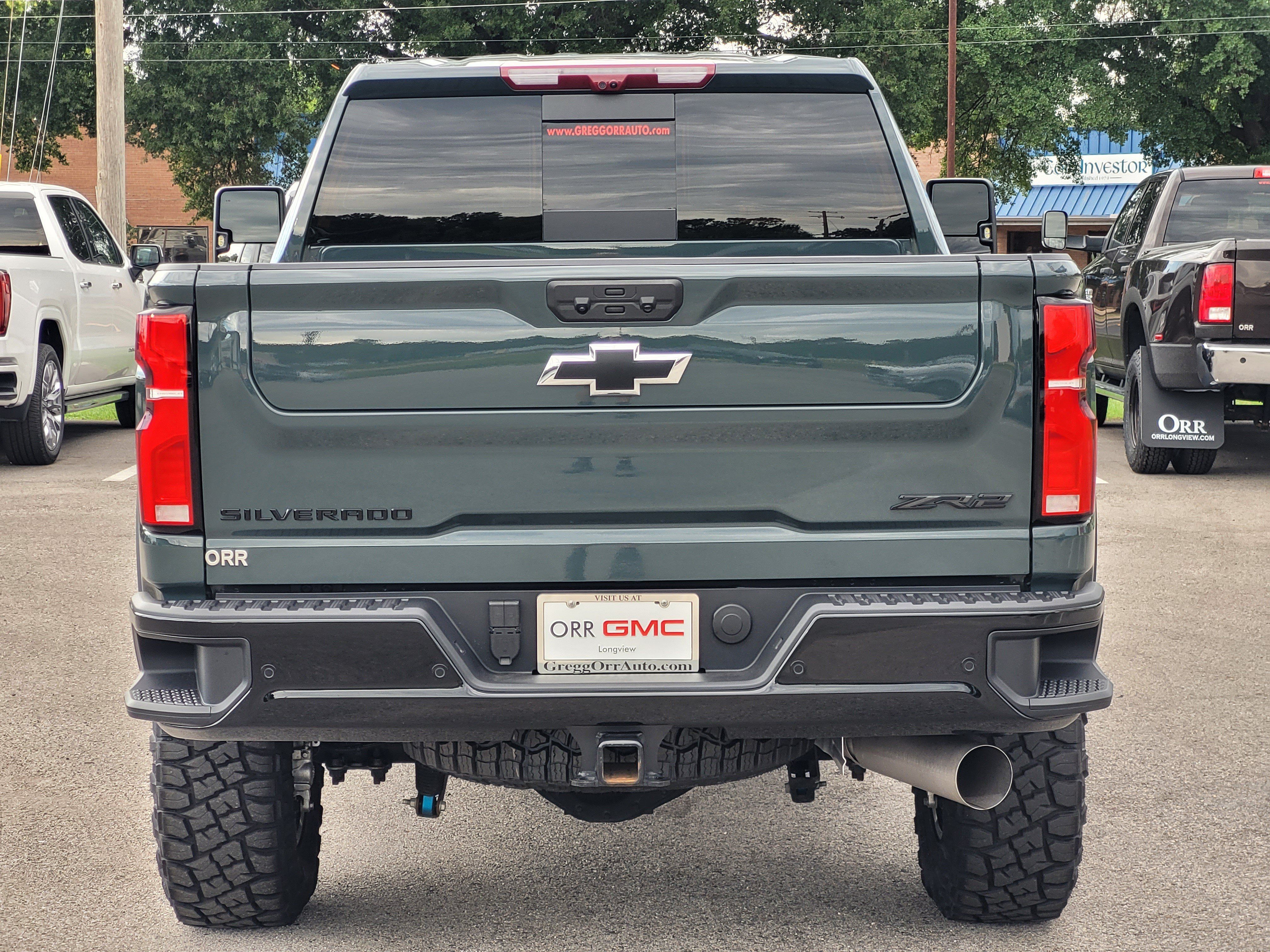 Used 2026 Chevrolet Silverado 2500 ZR2 w/ LPO, Dark Essentials Package AWD/4WD image 5