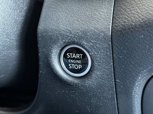 Used 2023 Nissan Frontier SV RWD image 20