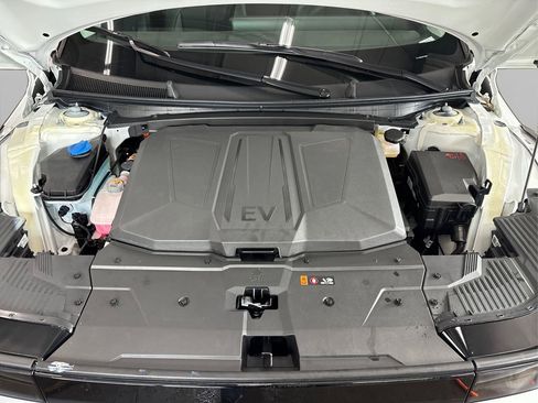New 2026 Hyundai Ioniq 5 SEL image 13