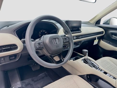 Certified 2024 Honda HR-V LX image 9