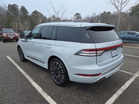 Used 2025 Lincoln Aviator Black Label image 5