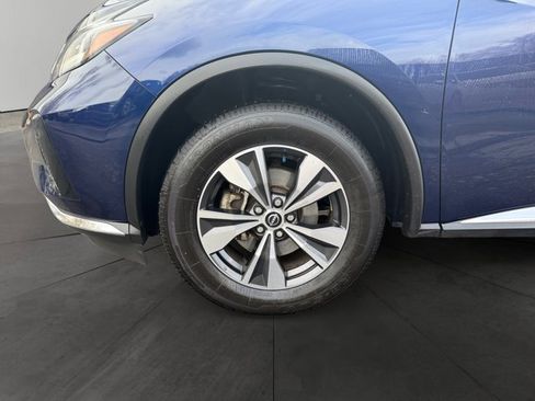 Used 2023 Nissan Murano S image 9