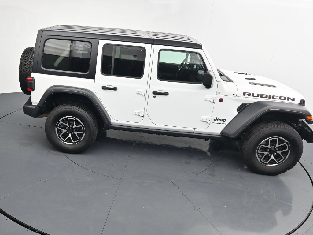 Used 2024 Jeep Wrangler Unlimited Rubicon AWD/4WD image 31