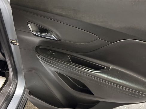 Used 2019 Buick Encore Sport Touring image 23