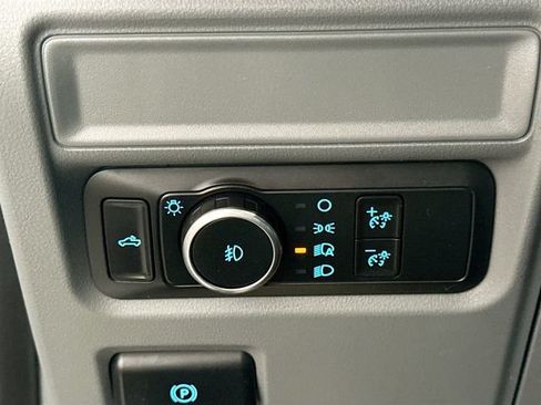 Used 2021 Ford F150 XLT w/ Equipment Group 301A Mid AWD/4WD image 11