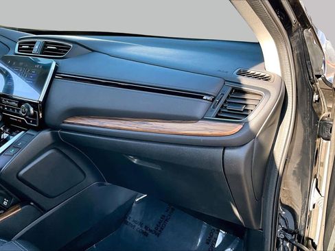 Used 2021 Honda CR-V Touring image 18