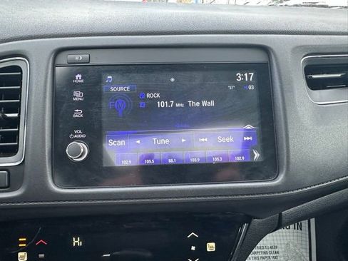 Used 2022 Honda HR-V EX image 29