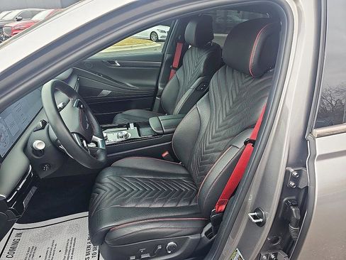 Used 2025 Genesis G80 3.5T Sport image 18