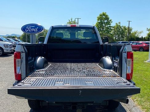 Used 2018 Ford F250 XL w/ Power Equipment Group AWD/4WD image 7