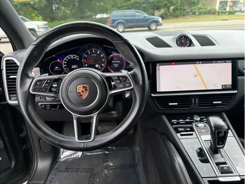 Used 2019 Porsche Cayenne S AWD/4WD image 15