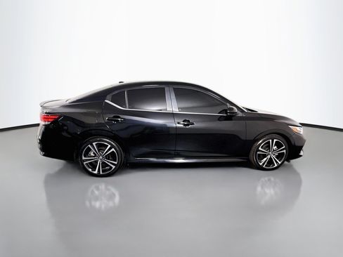 Used 2021 Nissan Sentra SR FWD image 11