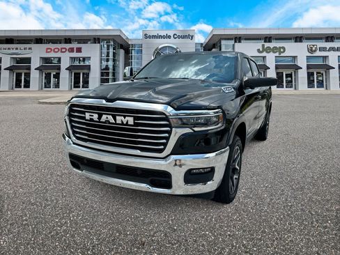 Used 2025 RAM 1500 Laramie w/ Advanced Safety Group II AWD/4WD image 1