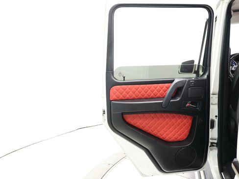 Used 2013 Mercedes-Benz G 550 image 41