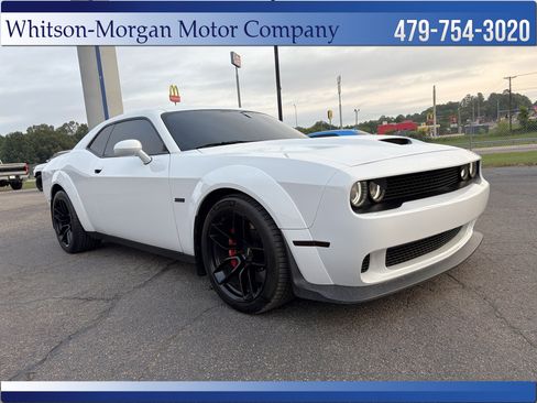 Used 2021 Dodge Challenger R/T Scat Pack RWD image 3
