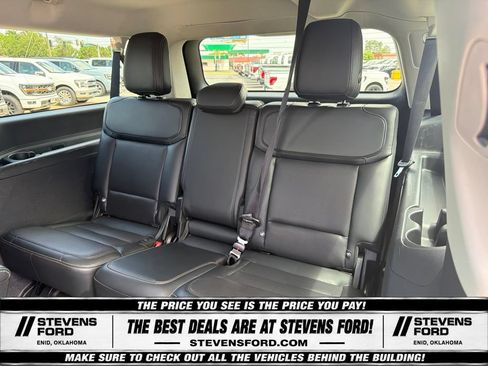 Used 2025 Ford Expedition Max Platinum AWD/4WD image 36
