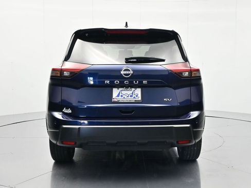Certified 2024 Nissan Rogue SV FWD image 6