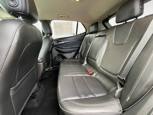 Used 2021 Buick Encore GX Essence FWD image 13