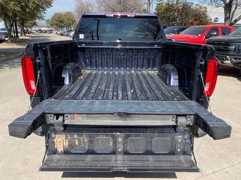 Used 2025 GMC Sierra 1500 SLT image 35