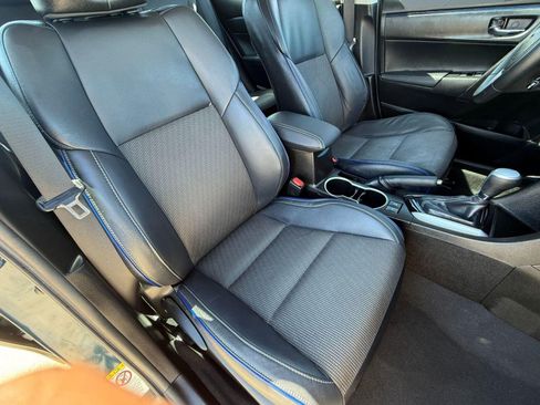 Used 2019 Toyota Corolla SE image 21