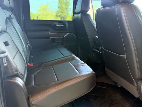 Used 2022 Chevrolet Silverado 2500 High Country w/ Safety Package II AWD/4WD image 15