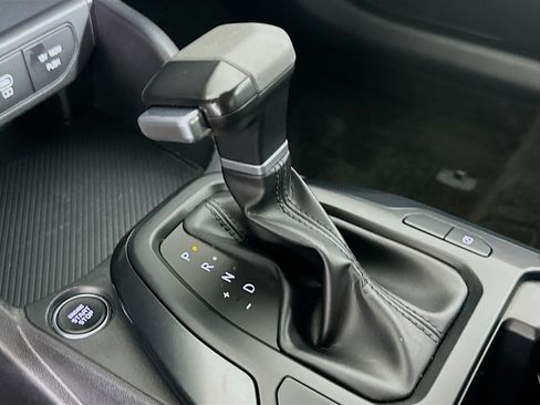 Used 2025 Kia K4 FWD image 25