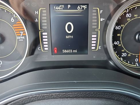 Used 2021 Jeep Cherokee Latitude Plus image 26