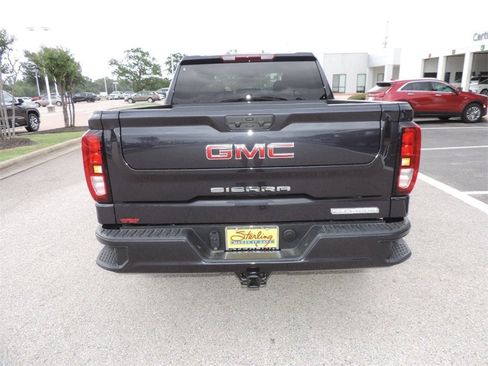 New 2025 GMC Sierra 1500 Elevation image 6