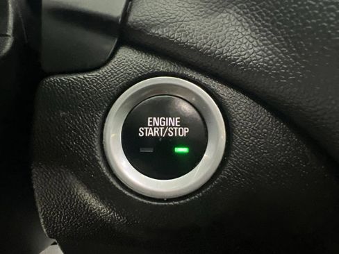 Used 2020 Chevrolet Equinox LT FWD image 15