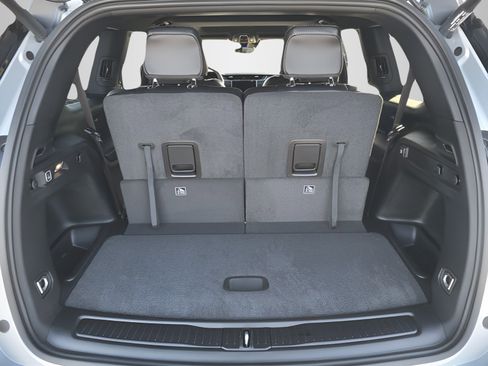 New 2025 Jeep Grand Cherokee L Altitude image 7