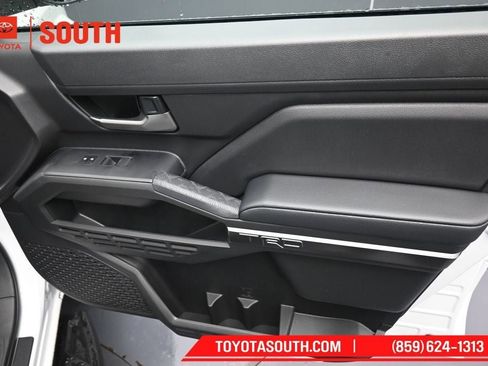 New 2026 Toyota Tacoma TRD Sport w/ TRD Sport Upgrade Package AWD/4WD image 32