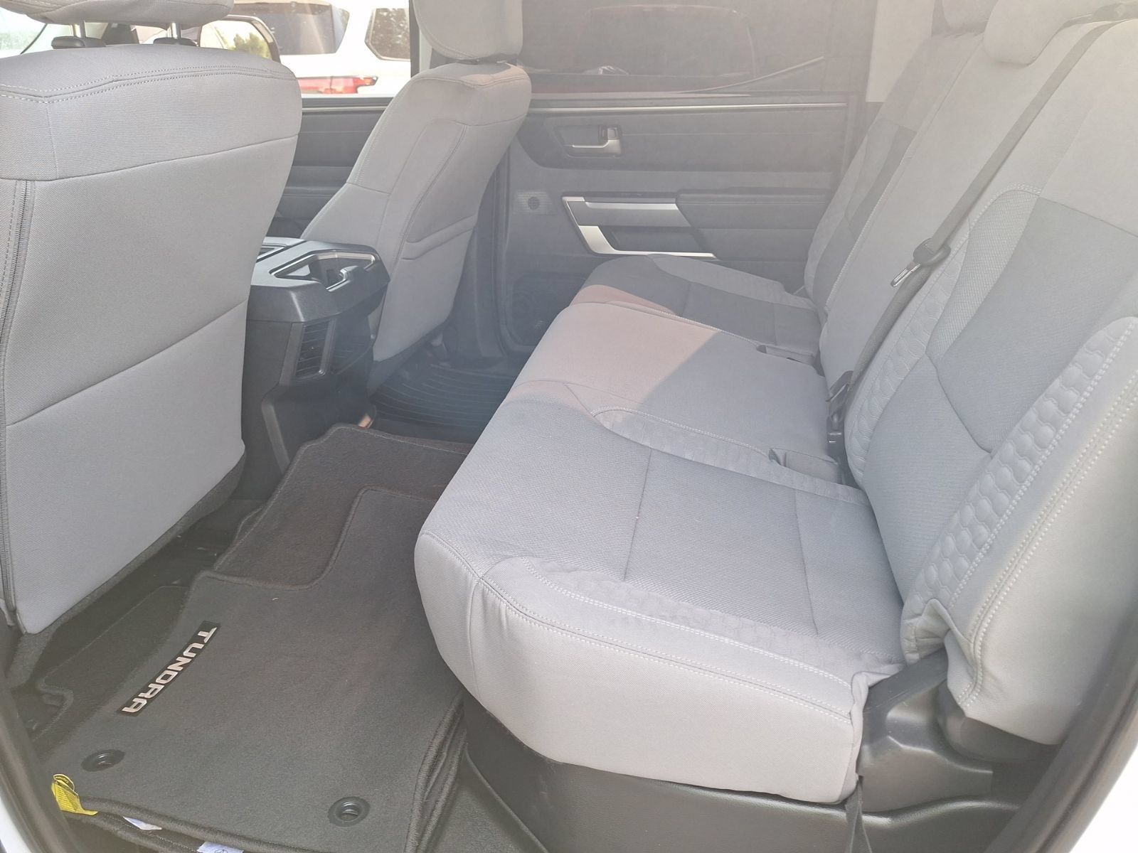 Used 2022 Toyota Tundra SR5 w/ SR5 Convenience Package AWD/4WD image 30