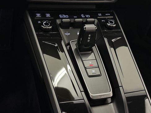 Certified 2025 Porsche 911 Carrera RWD image 17
