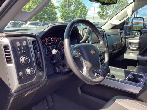 Used 2019 Chevrolet Silverado 2500 LTZ w/ Custom Sport Edition AWD/4WD image 12