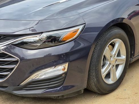 Used 2025 Chevrolet Malibu LS FWD image 8
