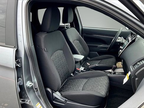 New 2025 Mitsubishi Outlander Sport SE image 27