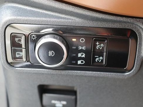 Used 2024 Ford Bronco Outer Banks AWD/4WD image 31