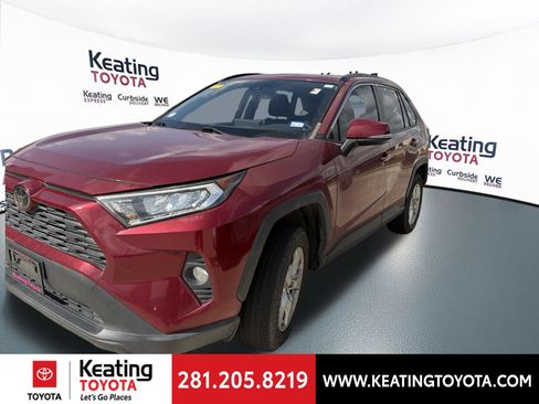 Used 2019 Toyota RAV4 XLE w/ Convenience Package FWD image 7