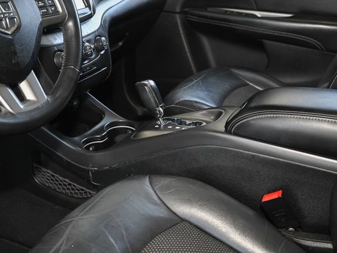 Used 2018 Dodge Journey Crossroad FWD image 33