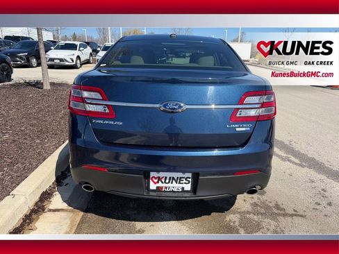 Used 2016 Ford Taurus Limited w/ Equipment Group 301A image 5