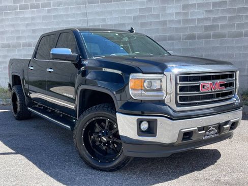Used 2015 GMC Sierra 1500 SLT w/ SLT Crew Cab Value Package AWD/4WD image 2