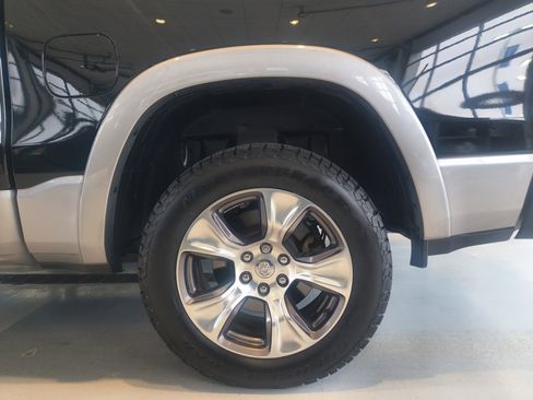 Used 2020 RAM 1500 Laramie image 24